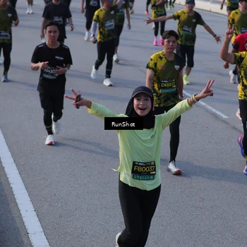 Runner Photo 7128384