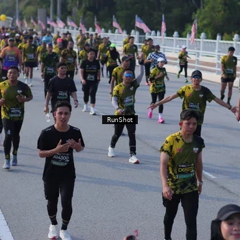 Runner Photo 7128397