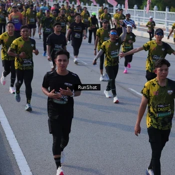 Runner Photo 7128401