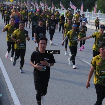 Runner Photo 7128402