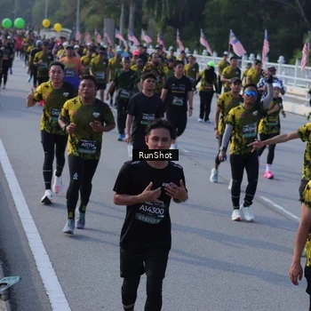 Runner Photo 7128406