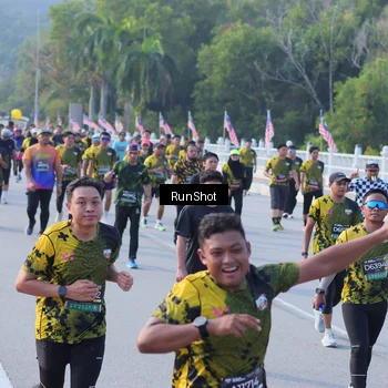Runner Photo 7128410
