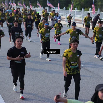 Runner Photo 7128425