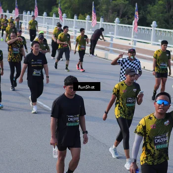 Runner Photo 7128434