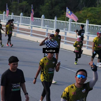 Runner Photo 7128443
