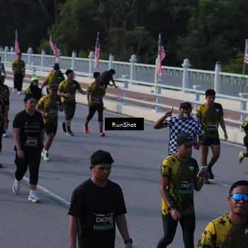 Runner Photo 7128445