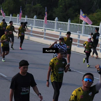 Runner Photo 7128455