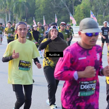 Runner Photo 7128469