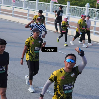 Runner Photo 7128475