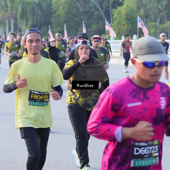 Runner Photo 7128477