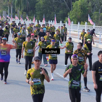Runner Photo 7128479