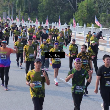 Runner Photo 7128481