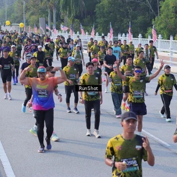 Runner Photo 7128490
