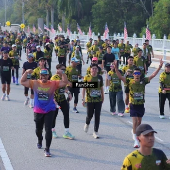 Runner Photo 7128497