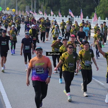 Runner Photo 7128511