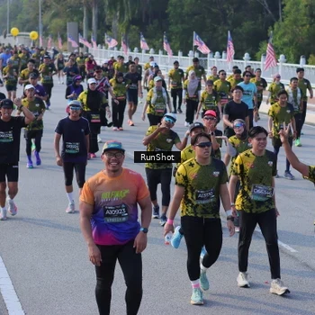Runner Photo 7128515