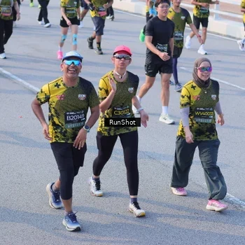 Runner Photo 7128573