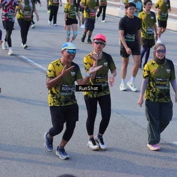 Runner Photo 7128576