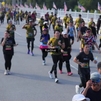 Runner Photo 7128591