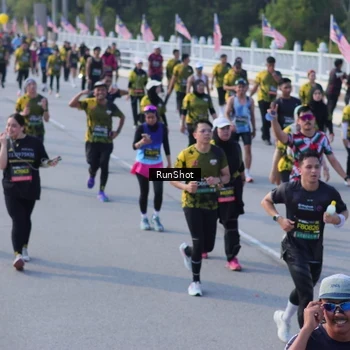 Runner Photo 7128594