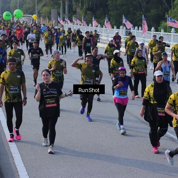 Runner Photo 7128606