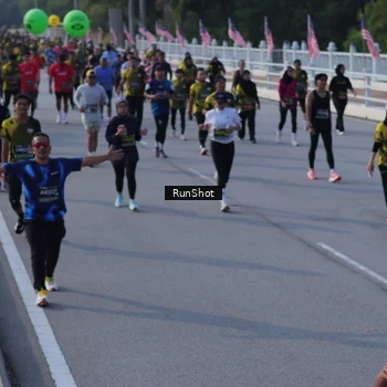 Runner Photo 7128657