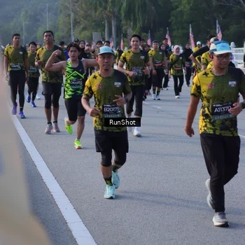 Runner Photo 7128660