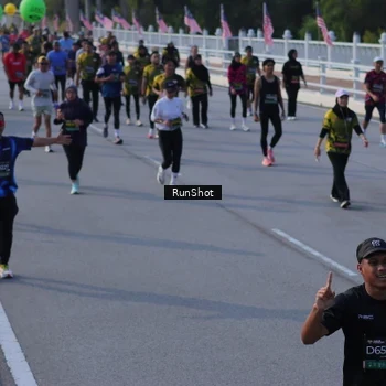 Runner Photo 7128661