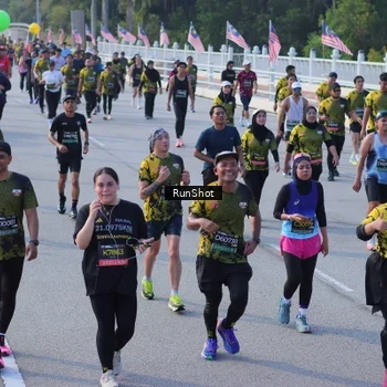 Runner Photo 7128664
