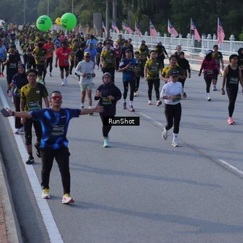 Runner Photo 7128670