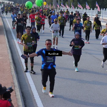Runner Photo 7128685