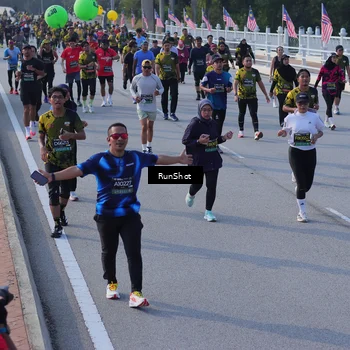 Runner Photo 7128688