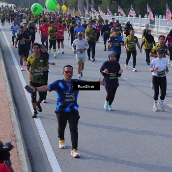 Runner Photo 7128689