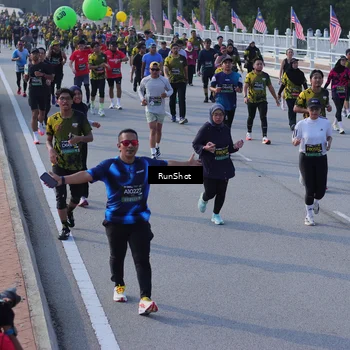 Runner Photo 7128691