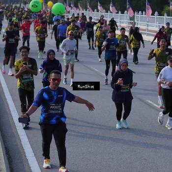Runner Photo 7128696