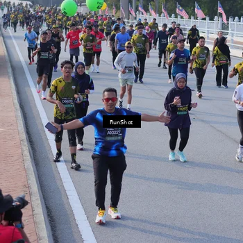Runner Photo 7128697