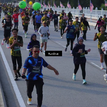 Runner Photo 7128699