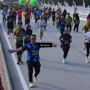 Runner Photo 7128702