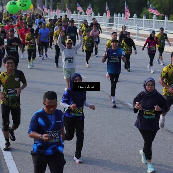 Runner Photo 7128709
