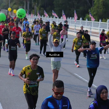 Runner Photo 7128725