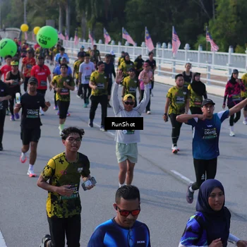 Runner Photo 7128732
