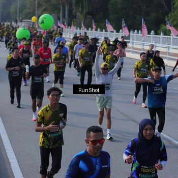 Runner Photo 7128734