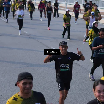Runner Photo 7128743