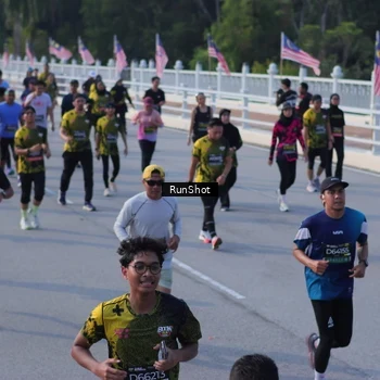 Runner Photo 7128744