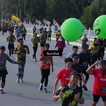 Runner Photo 7128831