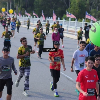 Runner Photo 7128845