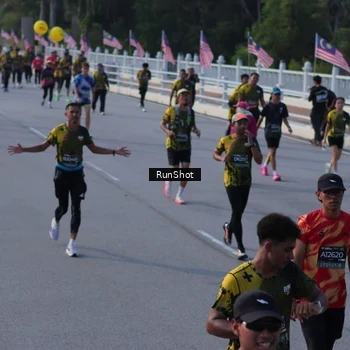 Runner Photo 7128852