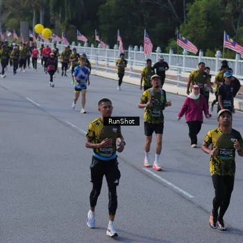 Runner Photo 7128875