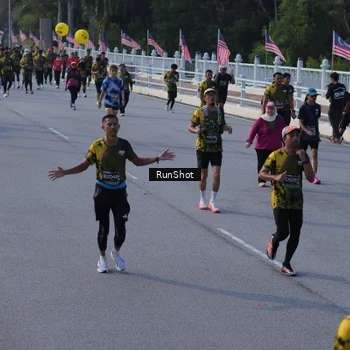 Runner Photo 7128878