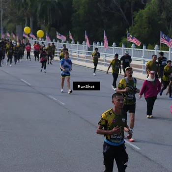 Runner Photo 7128888